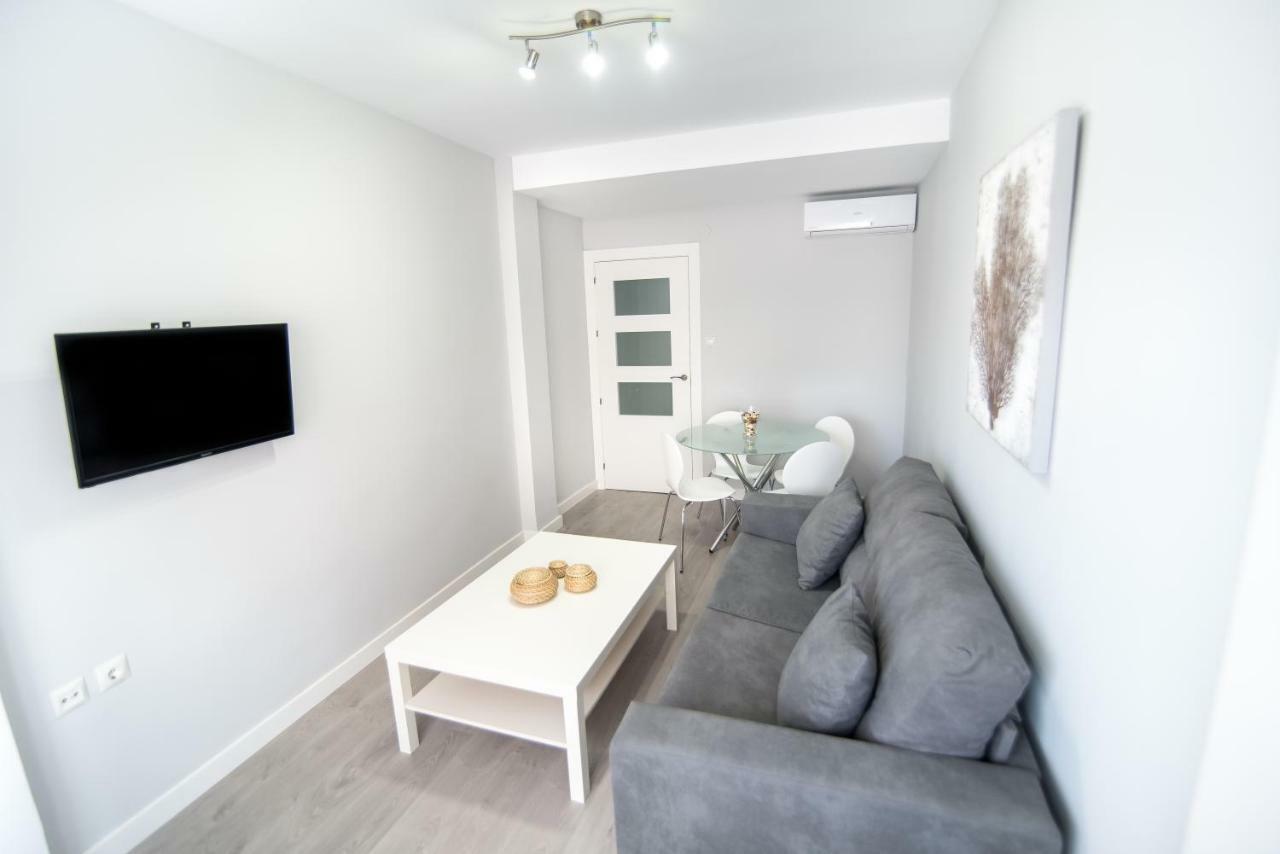 Emperatriz Deluxe Apartment Гранада Екстериор снимка